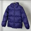 Premium Gucci Daunenjacken Grau Nylon Logo Kollektion