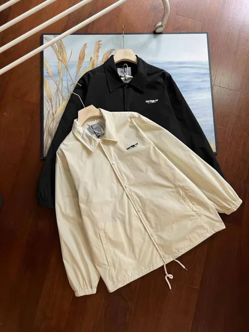 Hochwertige Carhartt-Mäntel im Print-Stil