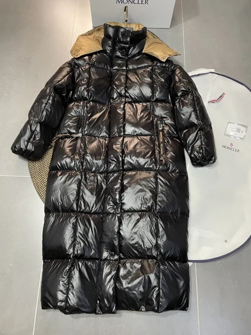 Hochwertige Moncler-Hosen aus weißer Nylonkollektion