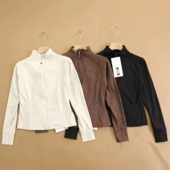 Premium Lululemon Mantel im schwarzen Stil