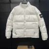 Luxus-Daunenjacke von The North Face in weißem Nylon im Karomuster