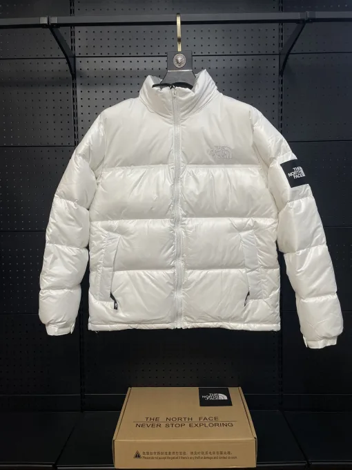 Luxus-Daunenjacke von The North Face in weißem Nylon im Karomuster