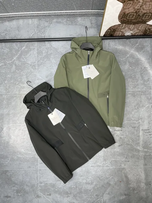 Bestseller Moncler Mäntel Schwarz Atmungsaktive Kollektion