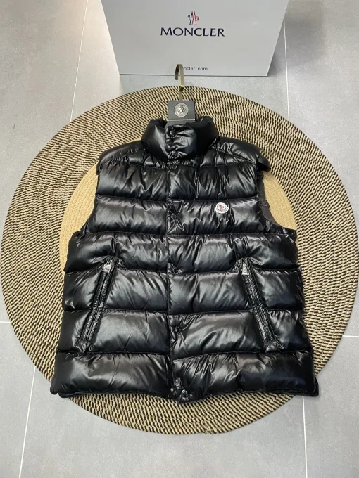 Luxus-Moncler-Mäntel aus weißem Nylon im klassischen Stil