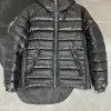 Premium Prada Jackenkollektion