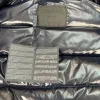 Hochwertige Prada-Jacke im Logo-Stil
