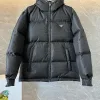 Bestseller Prada Mantel Weiß Nylon Jacquard Stil