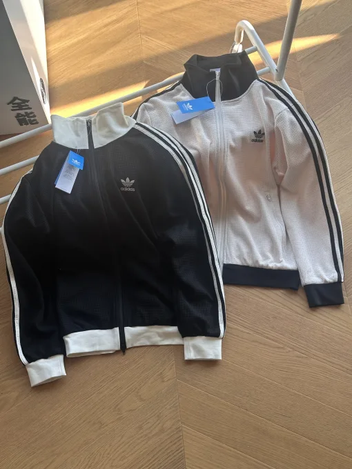 Hochwertiger Adidas Mantel Schwarz Baumwolle Retro Style