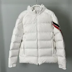 Premium Moncler Mäntel Weiß Nylon Streifen Stil
