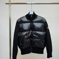 Premium Moncler Daunenjacke Weiße Wolle Bestickt Luxus