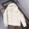 Hochwertige Moncler Jacken Elfenbein Nylon Karo-Stil
