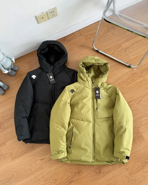Premium Qualität Descente Daunenjacken Schwarz Sportlicher Stil