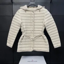 Premium Moncler Daunenjacken-Kollektion