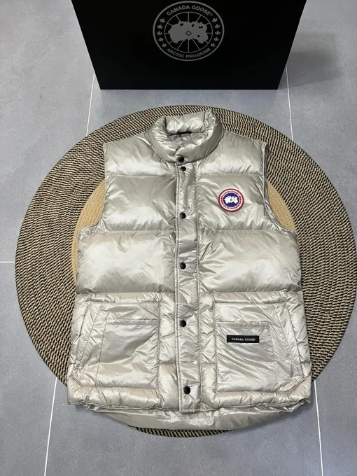 Premium-Daunenjacken von Canada Goose – Klassische Kollektion