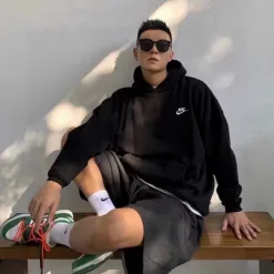 Luxus-Jacken von Nike aus grünem Fleece mit Logo-Kollektion