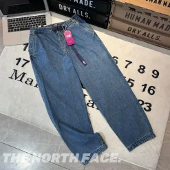 Bestseller The North Face Jeans Lila Denim Solid Style