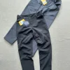 Hochwertige Ami-Hose im grauen Fleece-Stil