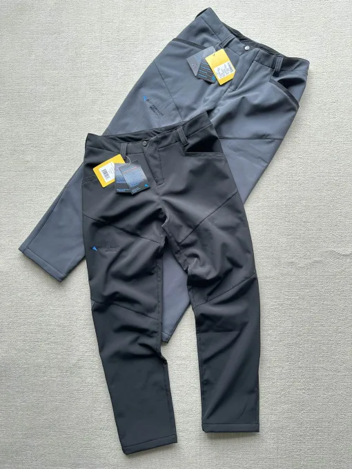 Hochwertige Ami-Hose im grauen Fleece-Stil
