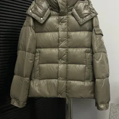 Hochwertige Moncler Daunenjacken Braun Classic Collection