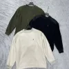 Premium Ami Langarm-Fleece in Olivgrün im klassischen Stil