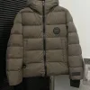 Premium Canada Goose Daunenjacke im Weiß-Stil