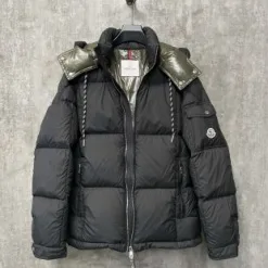 Premium Moncler Jacken Weiß Luxus