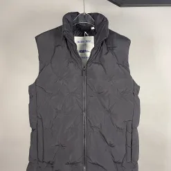Hochwertige Burberry-Weste aus Nylon im Logo-Stil