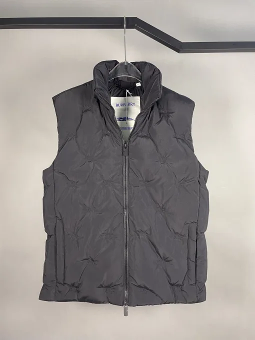 Hochwertige Burberry-Weste aus Nylon im Logo-Stil