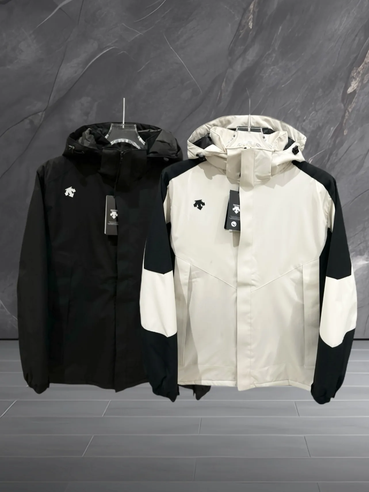 Descente Hat