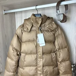 Hochwertige Lululemon Daunenjacken aus weißem Fleece, solide Kollektion