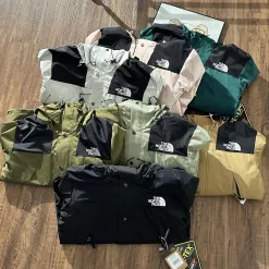 Luxus The North Face Jacken Orange Klassischer Stil
