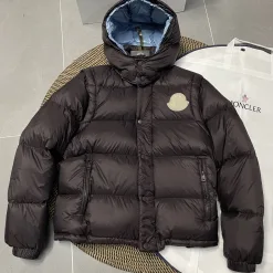 Premium Moncler Mäntel Schwarz Nylon Modern Style