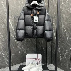 Luxus Moncler Mäntel Nylon Classic Luxury