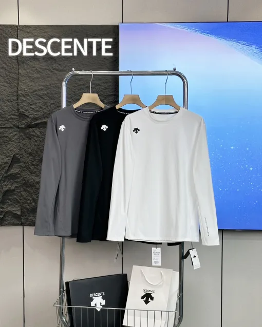 Bestseller Descente Langarmshirt im schwarzen Logo-Stil
