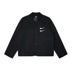 Hochwertige Nike Coat-Kollektion aus Baumwollstickerei