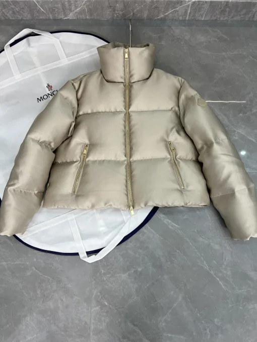 Meistverkaufte Moncler Mäntel Satin Sportlicher Stil
