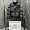 Luxus-Jacken von Prada aus schwarzem Nylon im Oversize-Stil
