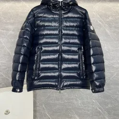 Hochwertige Moncler Mäntel Weiß Nylon Modern Luxury
