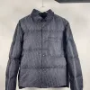 Hochwertige Dior Daunenjacke Weiß Klassisch Luxus