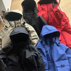 Premium Fendi Jacken Schwarzer Baumwollstil