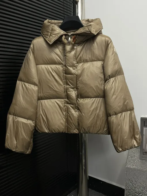 Premium Moncler Jacken Schwarzer Stil
