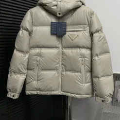 Bestseller Prada Jacken Casual Kollektion