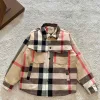 Bestseller Burberry Jacken Weiß Karo Kollektion