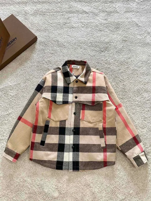 Bestseller Burberry Jacken Weiß Karo Kollektion