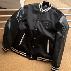Hochwertige Chrome Hearts Jacken Wollkollektion