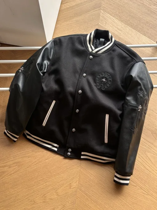 Hochwertige Chrome Hearts Jacken Wollkollektion