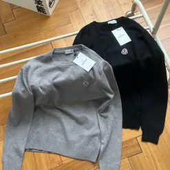 Bestseller Moncler Pullover Schwarz Wolle Klassisch Luxus