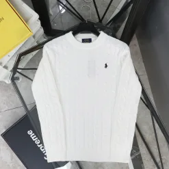 Hochwertiger Ralph Lauren Pullover aus weißer Wolle mit Stickereien