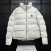 Moncler-Kollektion mit Logo in Premiumqualität