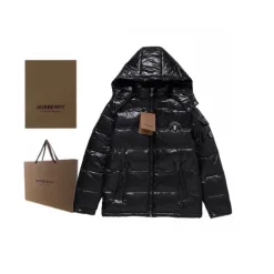 Hochwertige Burberry Daunenjacke Schwarz Nylon Atmungsaktiv Luxus